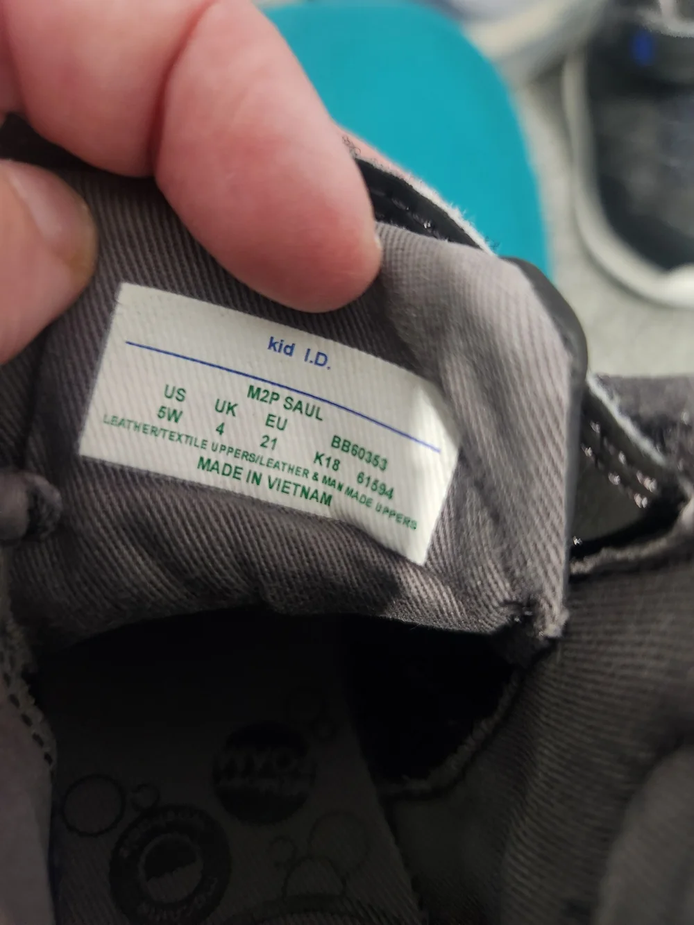 Stride Rite Toddler Black & Gray Sneakers with Blue Accents Size 5W
